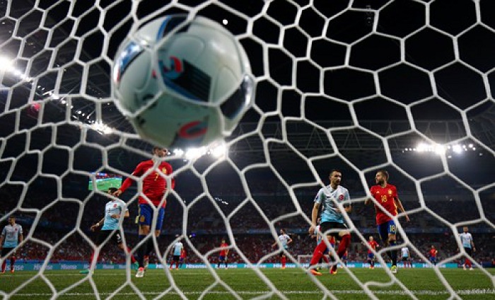 Euro 2016: Spain defeats Turkey